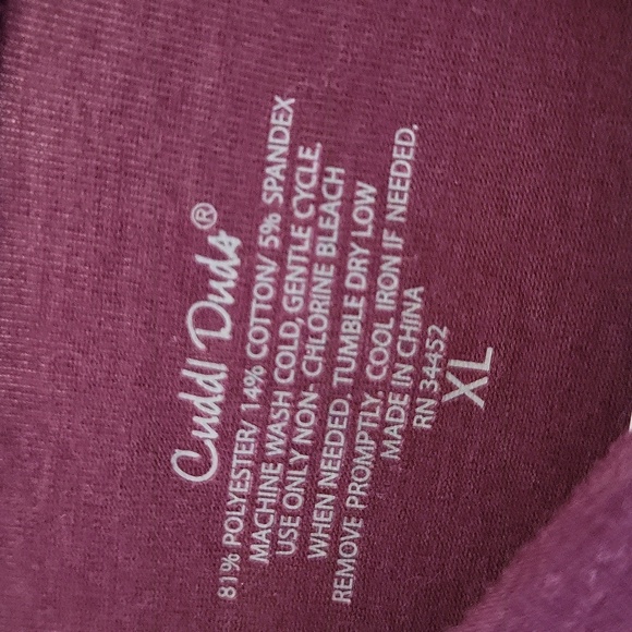 Cuddl duds top - Picture 2 of 3